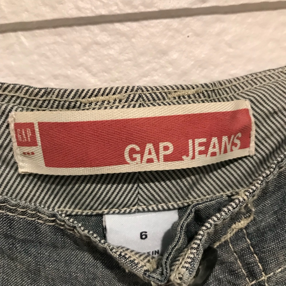 Denim gap shorts! - Picture 3 of 7